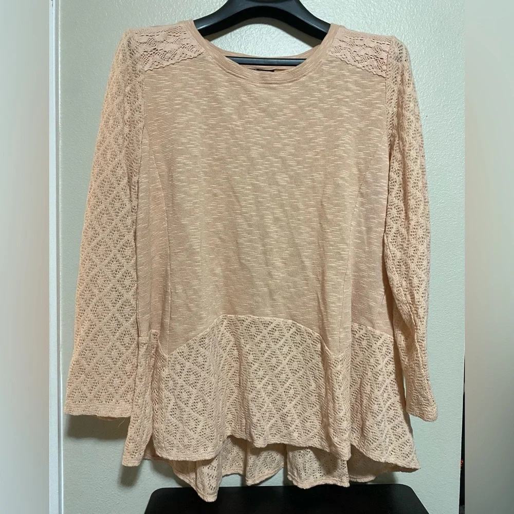 Like New Style and Co. peach/ pink Lace type Long sleeve Blouse- size xl - Picture 2 of 7